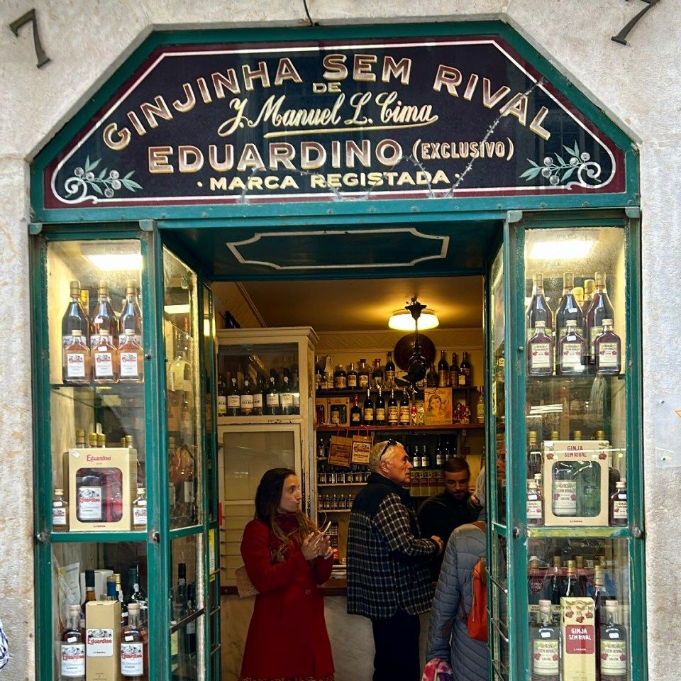 Among the Americans in Lisbon